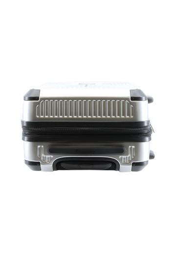 Чемодан на колесах