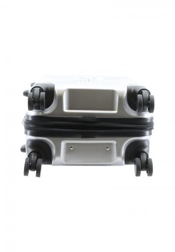 Чемодан на колесах