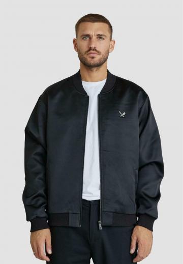 Куртка бомбер