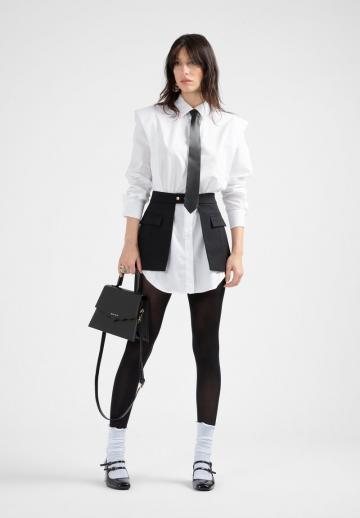 Юбка с накладными карманами