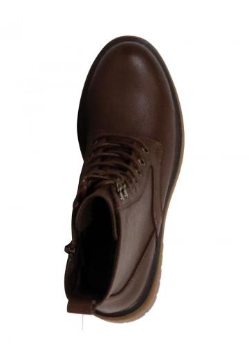 Ботинки на шнуровке