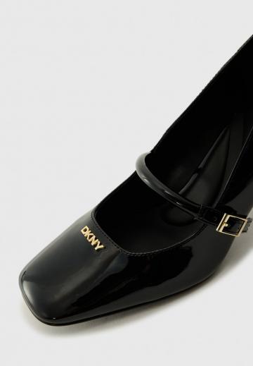 Туфли с высоким носом