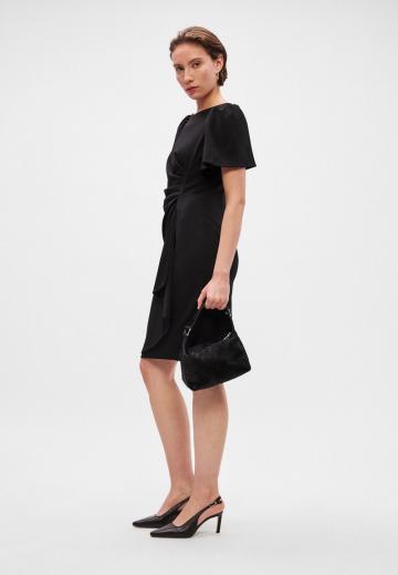 Платье футляр