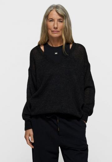 Длинный пуловер