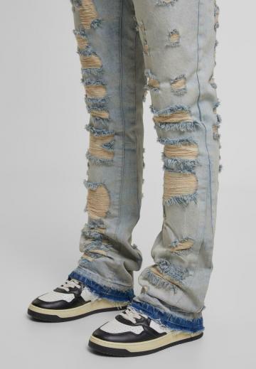 Клешеные джинсы