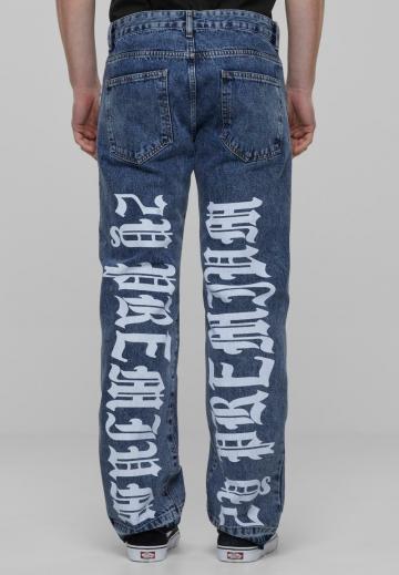 Прямые джинсы