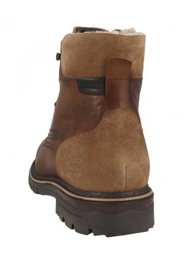 Зимние ботинки