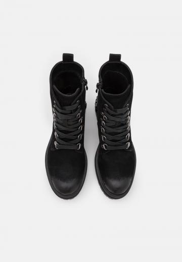 Полусапожки на платформе