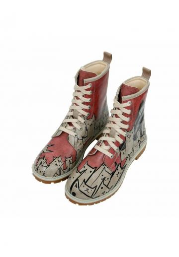 Ботинки на шнуровке