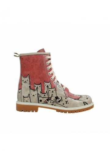 Ботинки на шнуровке