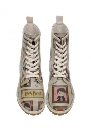 Ботинки на шнуровке