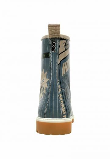 Ботинки на шнуровке