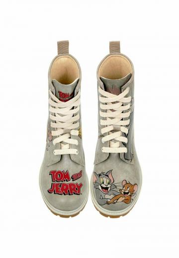 Ботинки на шнуровке