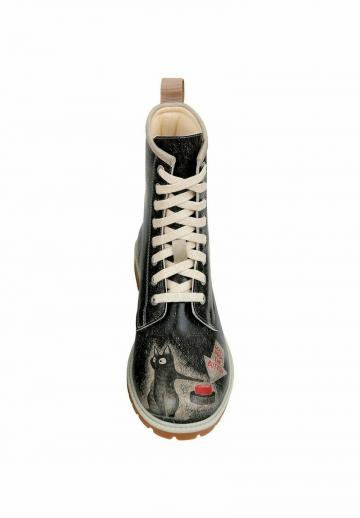 Ботинки на шнуровке