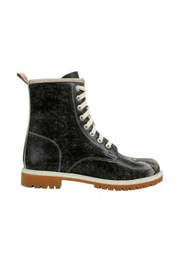 Ботинки на шнуровке