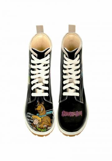 Ботинки на шнуровке