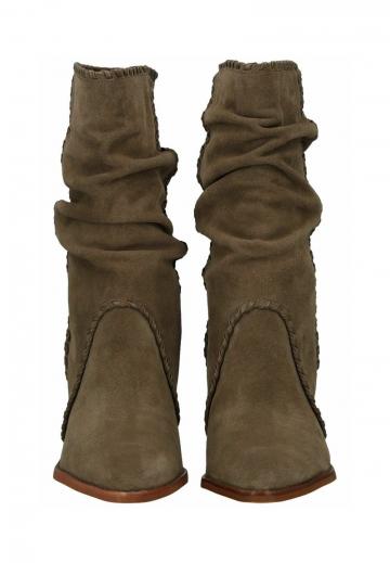 Полусапожки на высоком каблуке