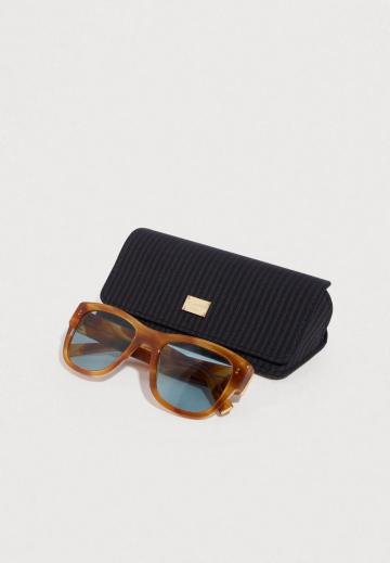 Солнечные очки