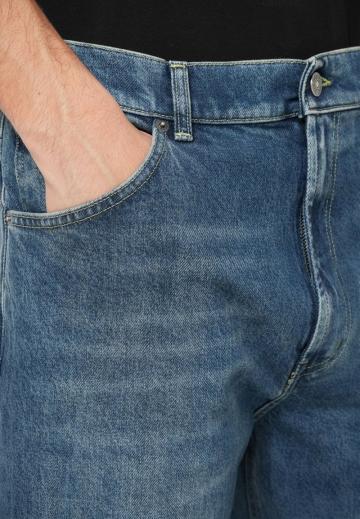 Свободные джинсы