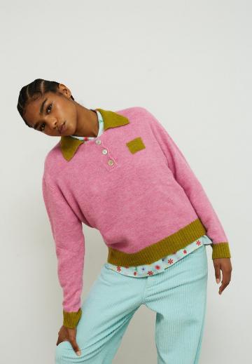 Пуловер с воротником поло