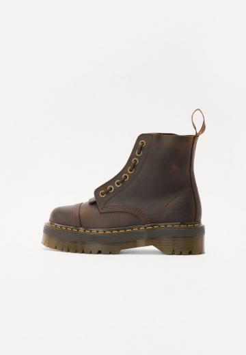 Зимние ботинки