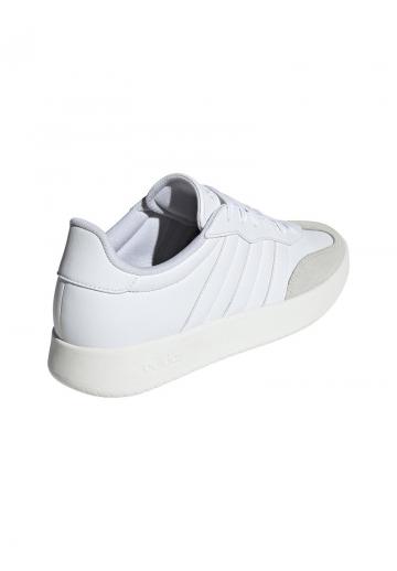 Походные кроссовки