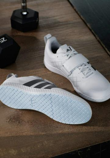 Тренировочные кроссовки