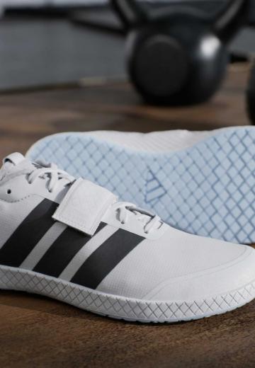 Тренировочные кроссовки