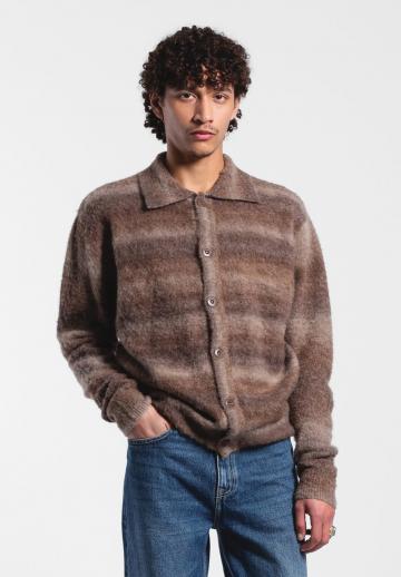 Вязаная кофта