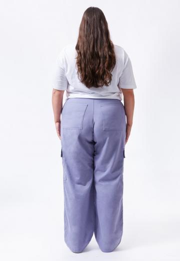 Брюки с накладными карманами