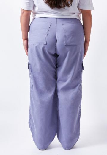Брюки с накладными карманами