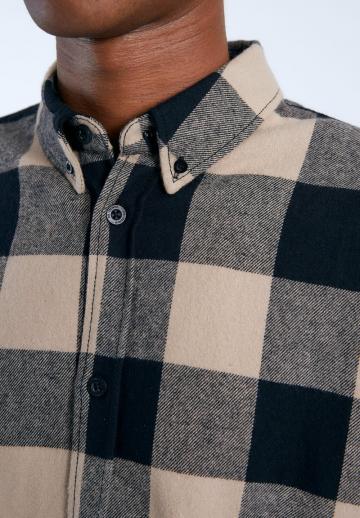 Фланелевая рубашка