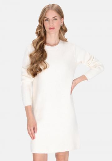 Вязаное платье