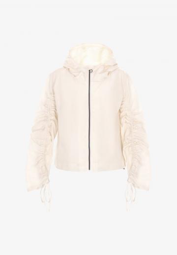 Куртка с накладнымит карманами