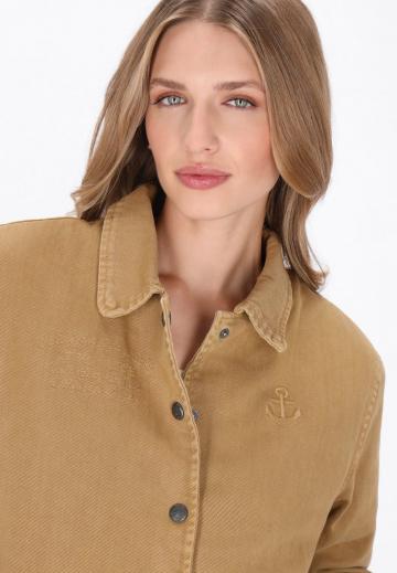 Куртка с накладнымит карманами