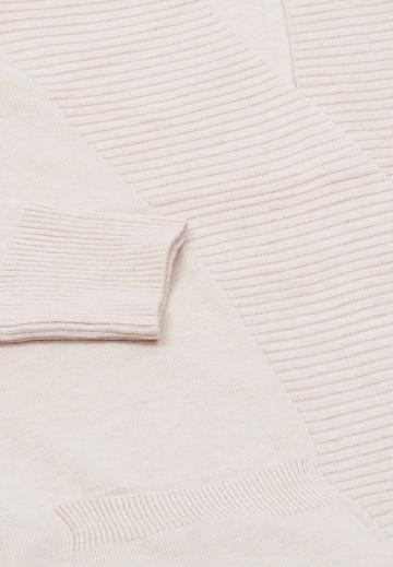 Длинный жилет