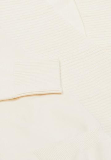 Длинный жилет