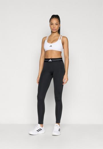 Спортивный бюстгальтер