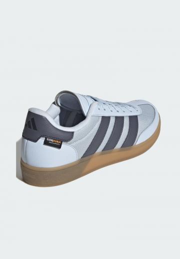 Тренировочные кроссовки