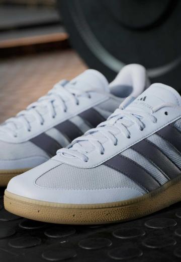 Тренировочные кроссовки