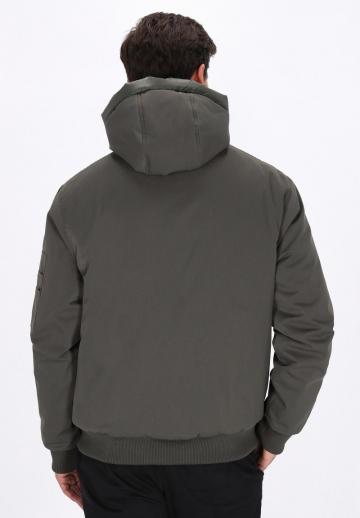 Зимняя куртка