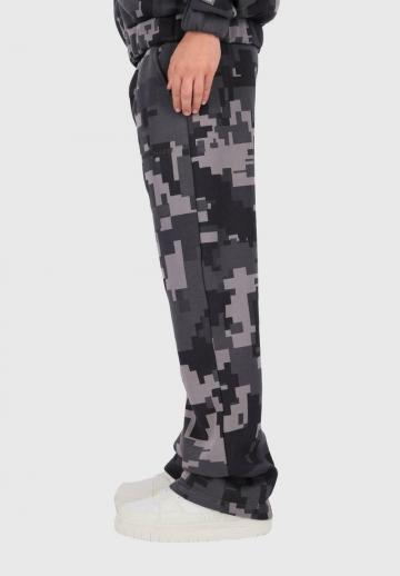 Спортивные штаны