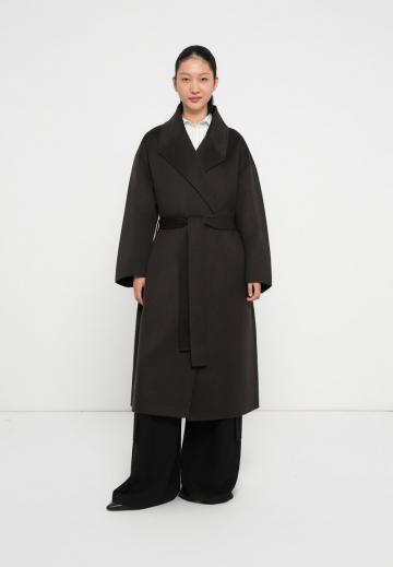 Шерстяное пальто