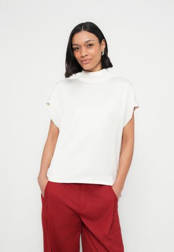 Атласная блузка