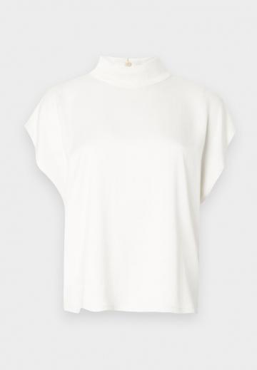 Атласная блузка