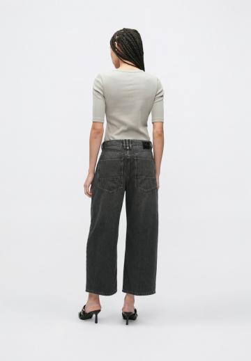 Свободные джинсы