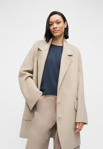 Шерстяное пальто