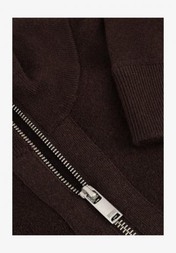 Вязаная кофта