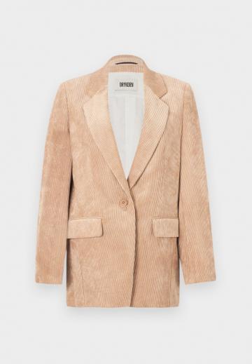 Вельветовая куртка