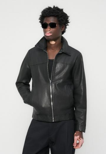 Кожаная куртка